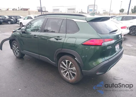 2024 Toyota Corolla Cross Xle z USA, uszkodzony, nr VIN 7MUDAAAG5RV074126